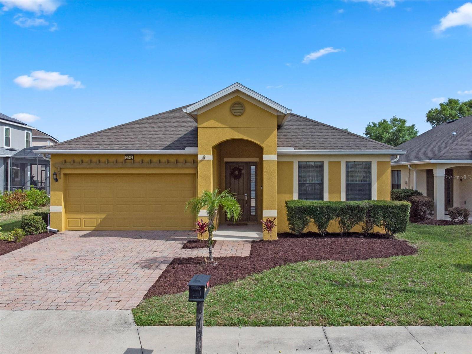 2142 VICTORIA DR, Davenport, FL 33837