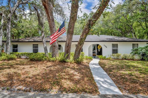 1304 DEER RUN DR, Winter Springs, FL 32708