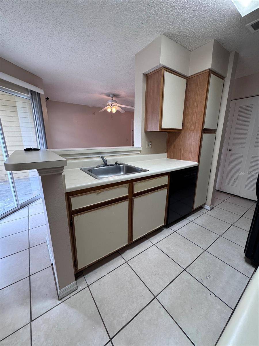 Orlando, FL 32835,1083 S HIAWASSEE RD #615