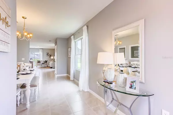 Lakeland, FL 33810,8363 MADRID ST