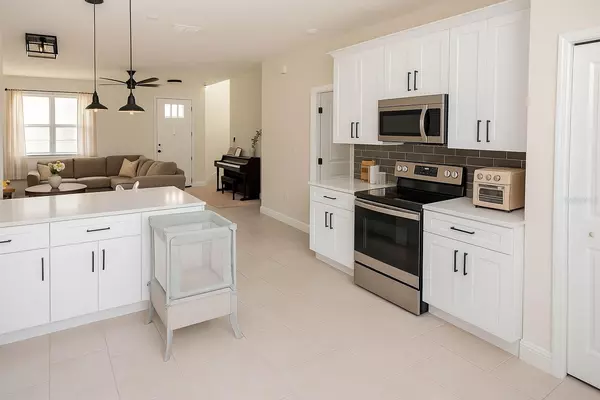 Sanford, FL 32771,900 S MAPLE AVE