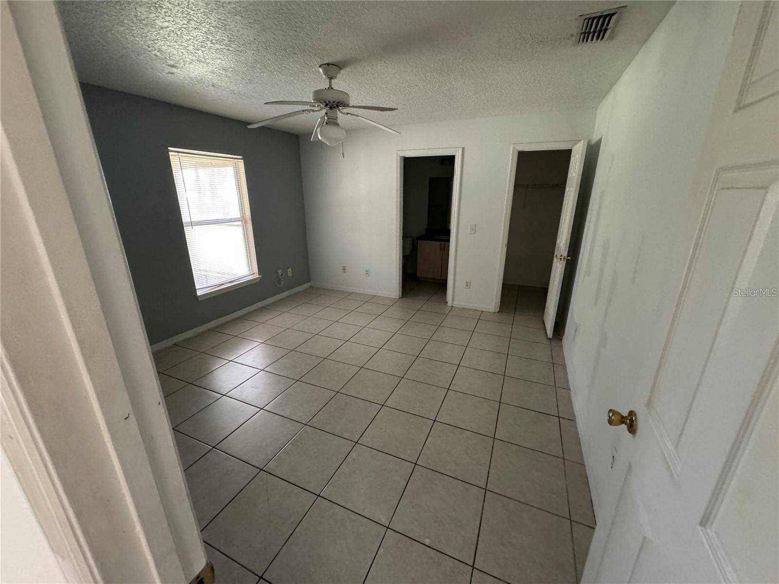 Kissimmee, FL 34758,821 SAVONA PL