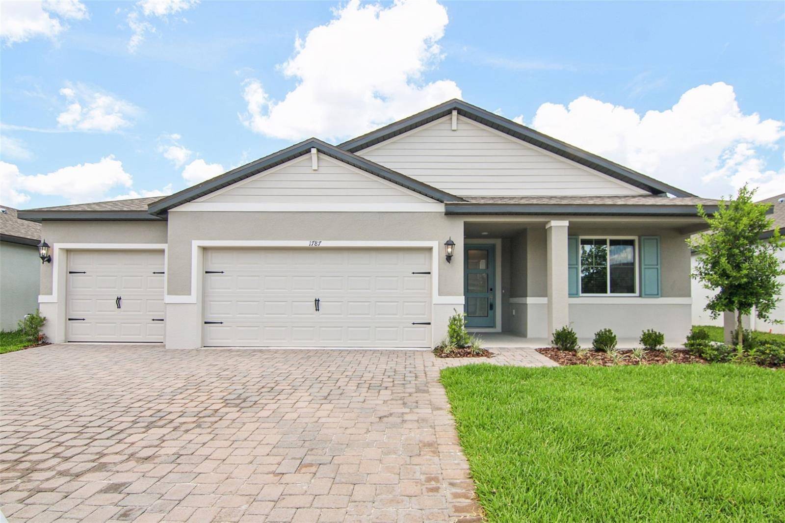 1787 DRAUGHTON DR, Zephyrhills, FL 33541