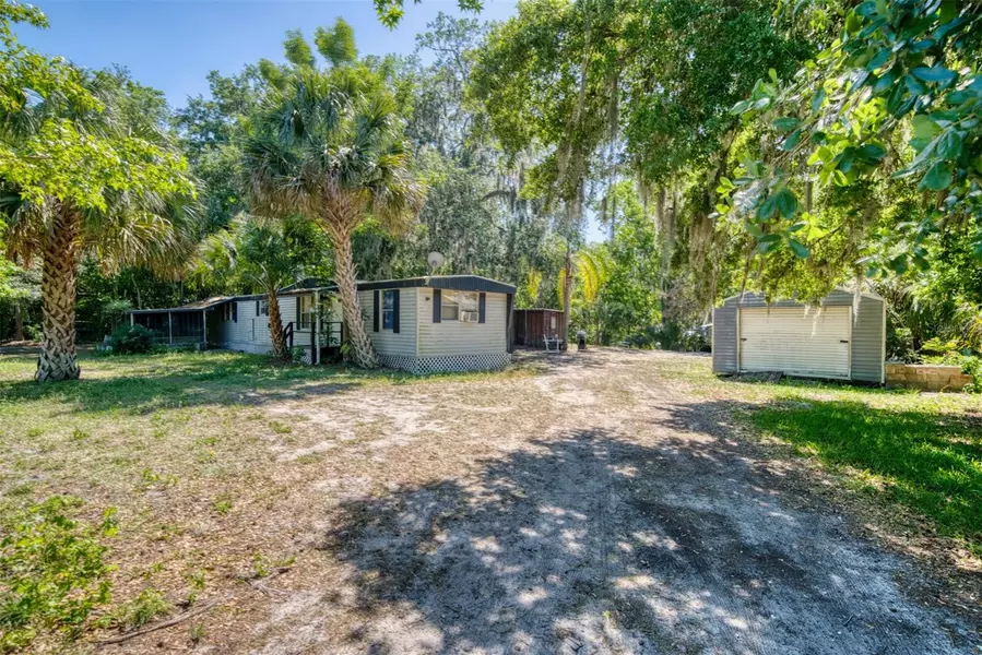 1912 SPRING AVE, Oviedo, FL 32765