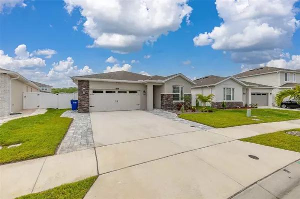 St Cloud, FL 34772,236 PINK IBIS BND