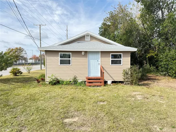 Auburndale, FL 33823,620 OAK ST