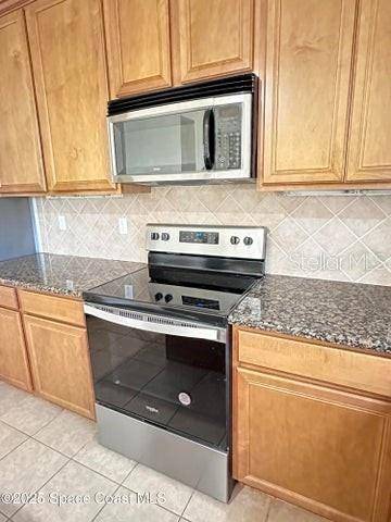 Cocoa, FL 32926,654 DRYDEN CIR