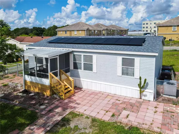 318 SAN PABLO CIR, Davenport, FL 33837