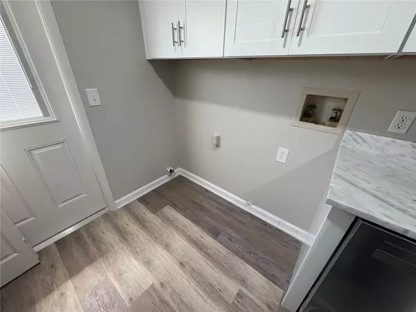 Tavares, FL 32778,459 W ROSEWOOD LN