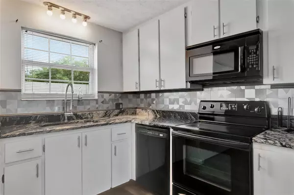 Orlando, FL 32803,4216 LAKE UNDERHILL RD #6a2-8