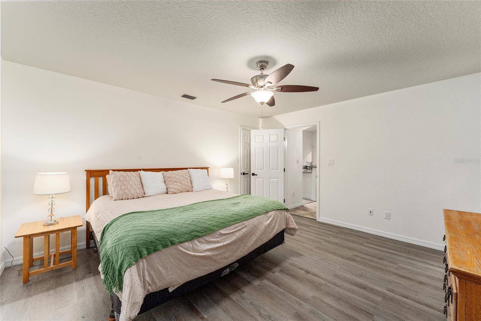 Mount Dora, FL 32757,7237 EDMUND CT