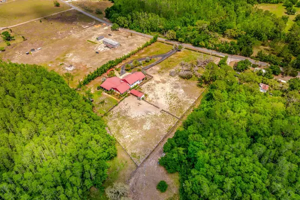 Groveland, FL 34736,8515 BAY LAKE RD