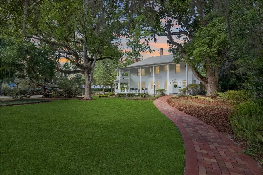 404 N CLARA AVE, Deland, FL 32720
