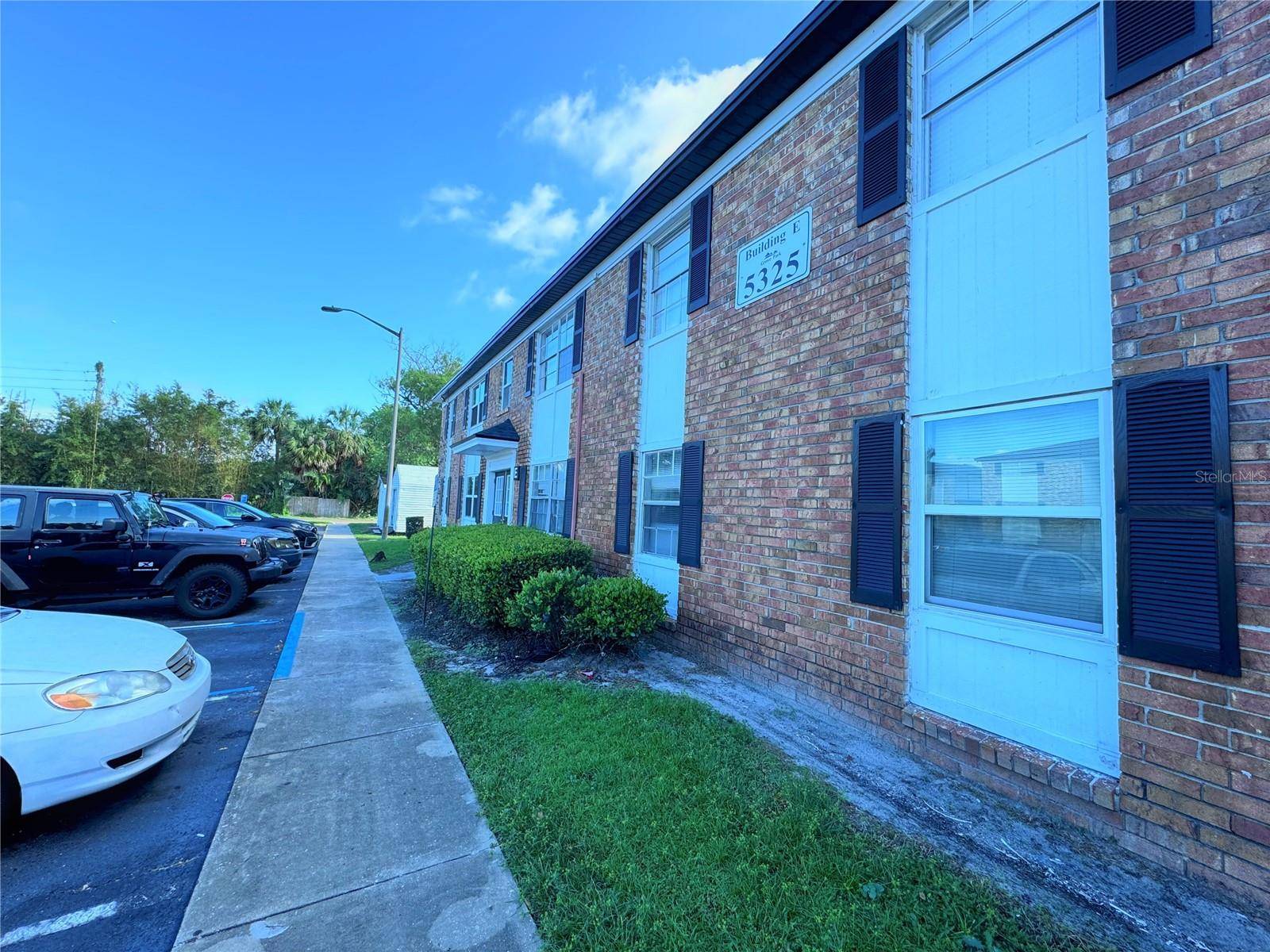 5325 CURRY FORD RD #E101, Orlando, FL 32812