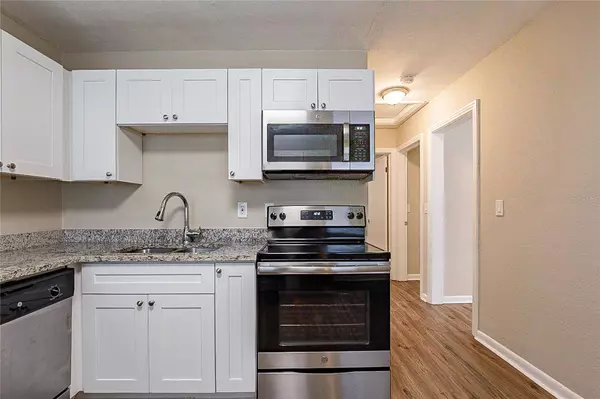 Clearwater, FL 33756,912 MAGNOLIA DR