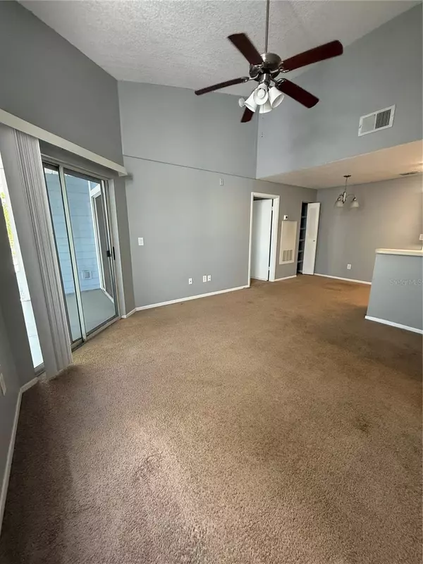 Lake Mary, FL 32746,2585 GRASSY POINT DR #313