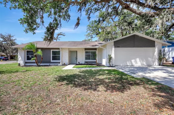 518 SANDY CREEK DR,  Brandon,  FL 33511