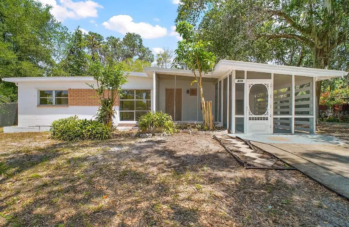 Eustis, FL 32726,819 EDGEWATER DR