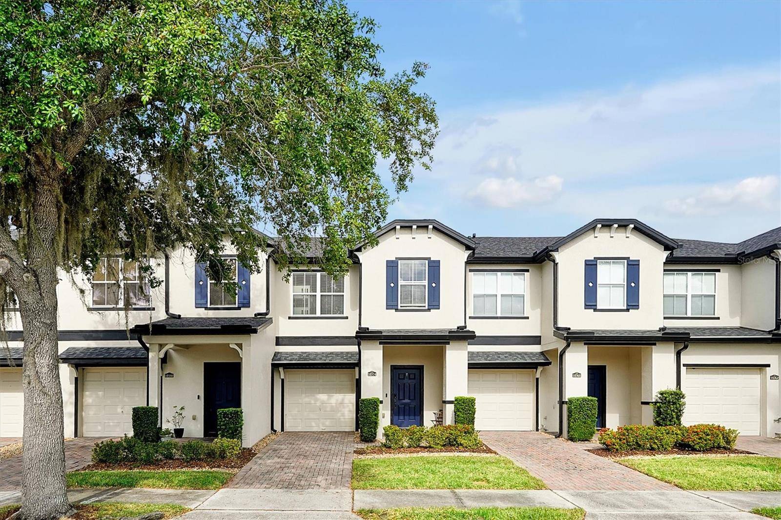 10374 PARK COMMONS DR, Orlando, FL 32832