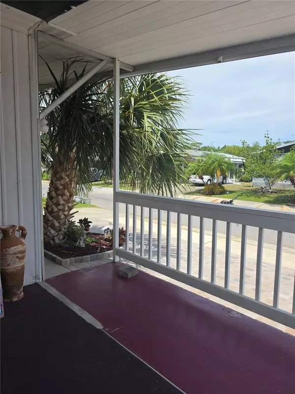 Debary, FL 32713,138 MAPLE DR