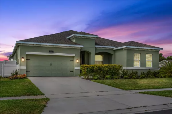 5393 RED CORAL CIR, Mount Dora, FL 32757