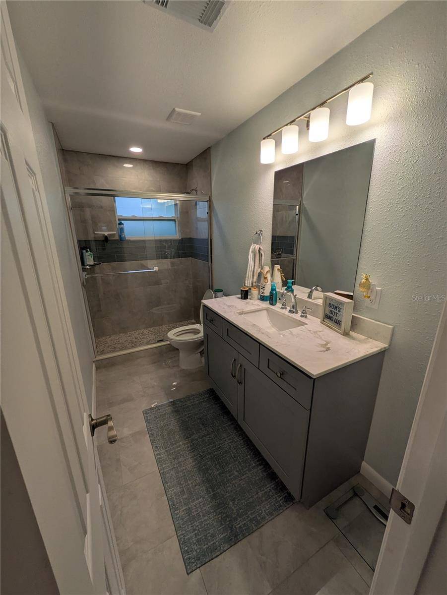New Smyrna Beach, FL 32169,830 E 18TH AVE