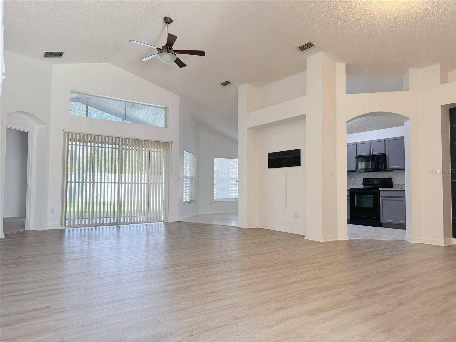 Kissimmee, FL 34744,2727 CORYBROOKE LN
