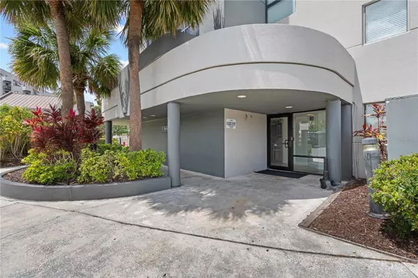 Orlando, FL 32819,6165 CARRIER DR #1304