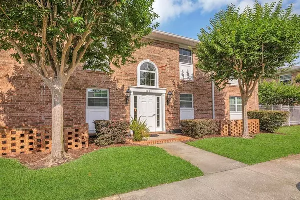 4262 LAKE UNDERHILL RD #9C7, Orlando, FL 32803