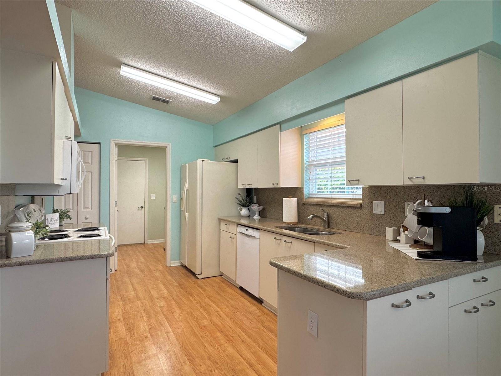 Leesburg, FL 34748,32900 CROOKED OAKS LN