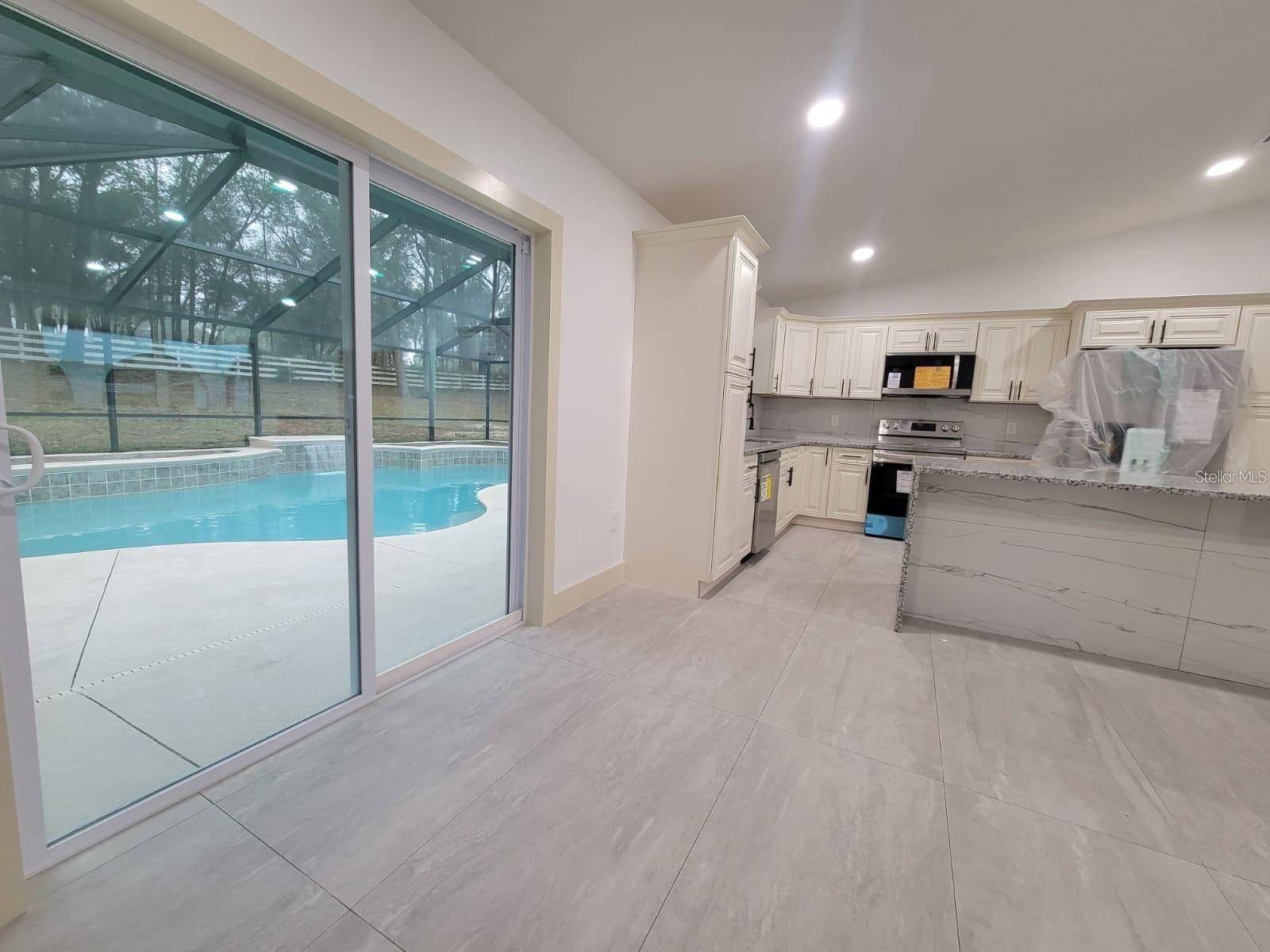 Weirsdale, FL 32195,16742 SE 165TH AVE