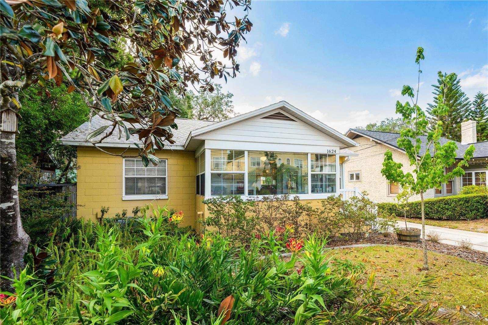 1624 PARK LAKE ST,  Orlando,  FL 32803