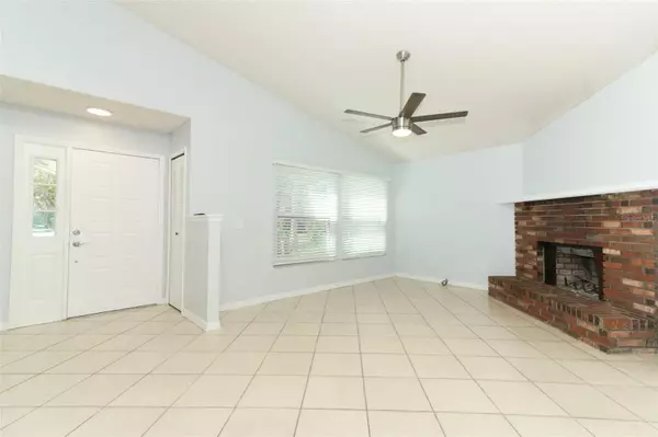 Winter Park, FL 32792,2828 WHISPERING WAY