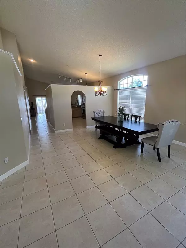 Orlando, FL 32828,421 LEXINGDALE DR