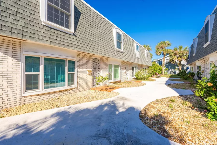 315 GLENVIEW BLVD #3, Daytona Beach, FL 32118