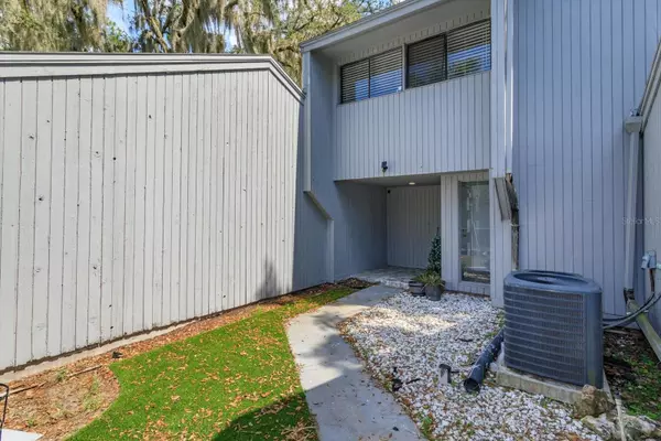 Longwood, FL 32779,209 SWEET GUM WAY