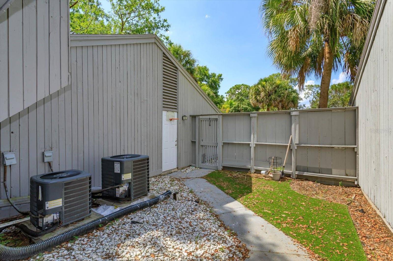 Longwood, FL 32779,209 SWEET GUM WAY