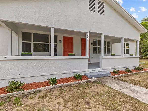 Davenport, FL 33837,207 E PALMETTO ST