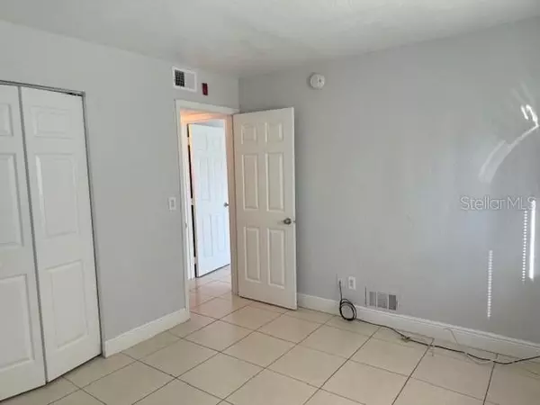 Daytona Beach, FL 32118,900 S PENINSULA DR #208