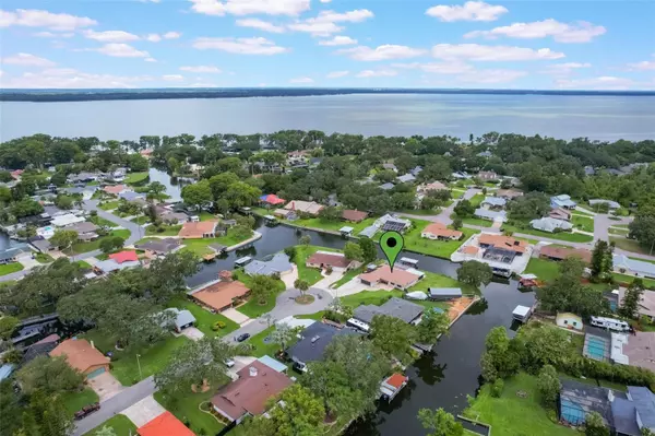 Tavares, FL 32778,1620 TEXAS CT