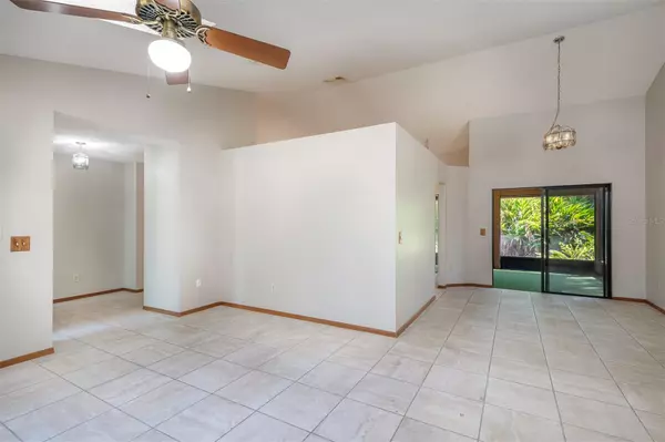 Altamonte Springs, FL 32714,1241 LEATHERWOOD DR