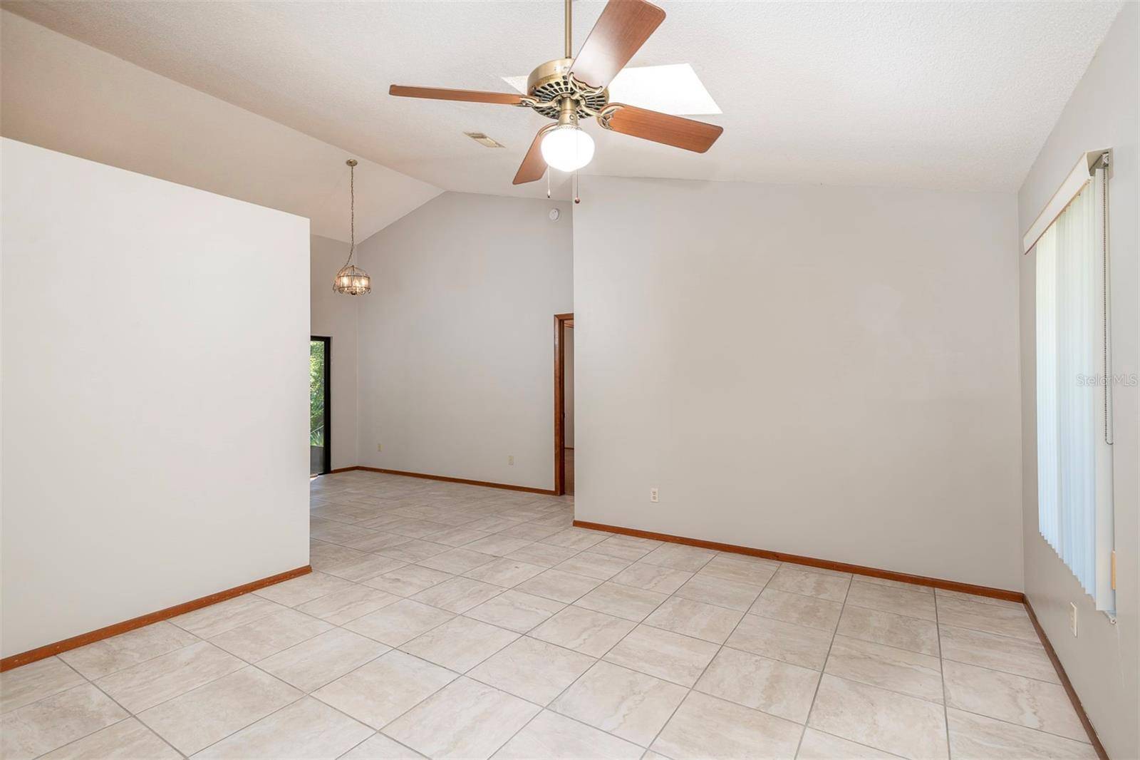 Altamonte Springs, FL 32714,1241 LEATHERWOOD DR