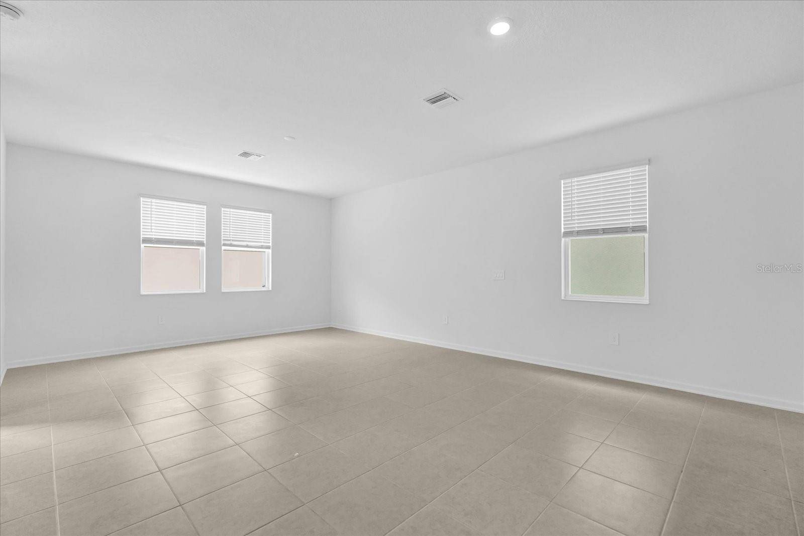 Kissimmee, FL 34744,2660 PEACE OF MIND AVE