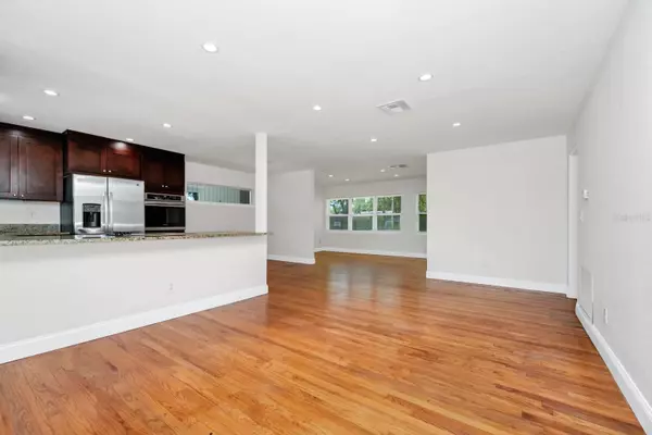 Orlando, FL 32808,5513 RIORDAN WAY