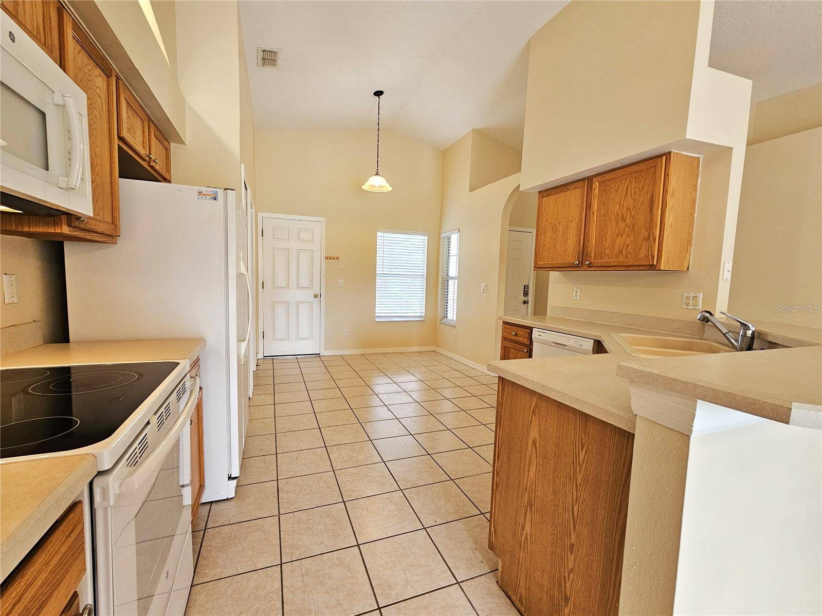 Kissimmee, FL 34744,2813 HARWOOD CT