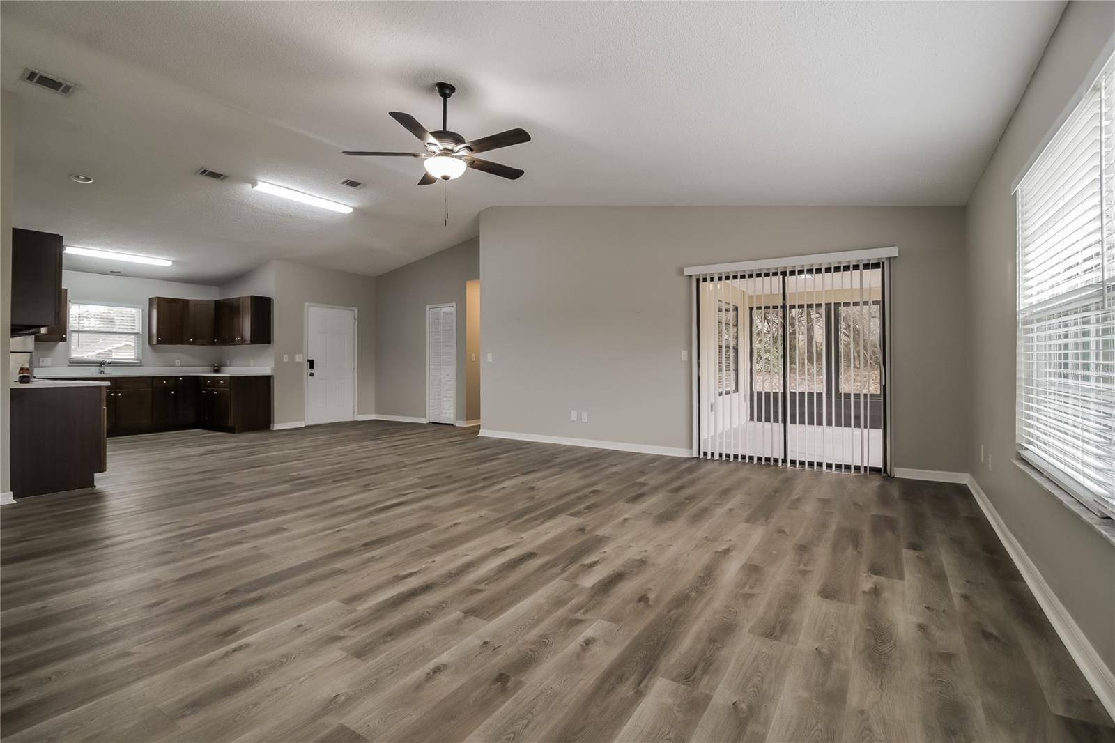 Deltona, FL 32738,2298 GREENBRIER ST