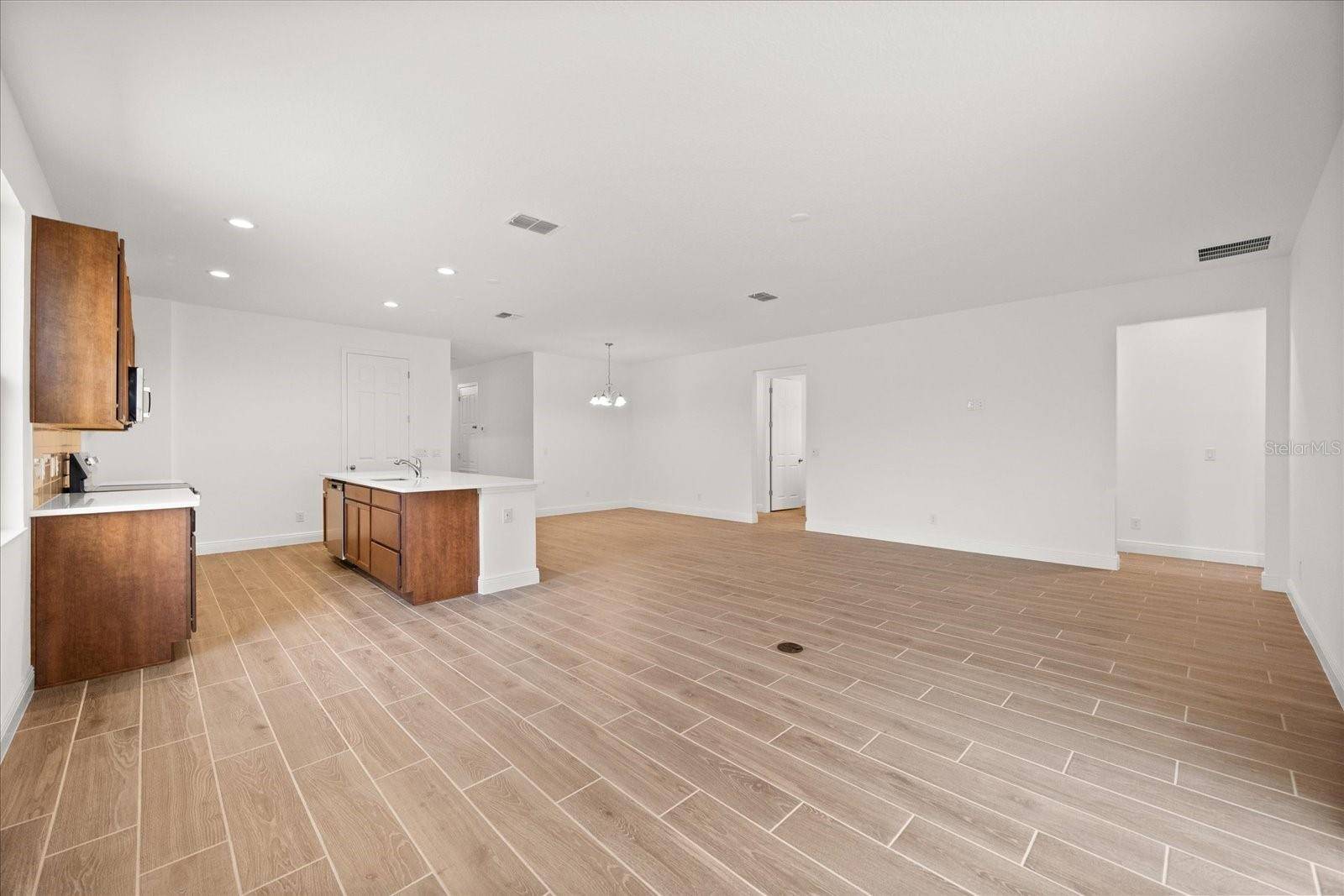 Clermont, FL 34714,7731 SCICLI WAY