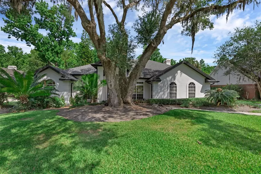 460 W PALM VALLEY DR, Oviedo, FL 32765