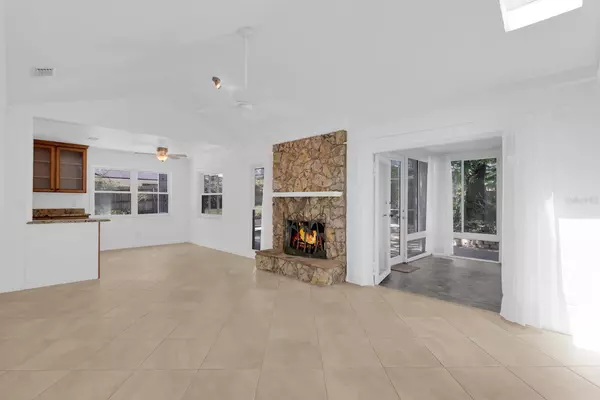 Longwood, FL 32779,107 WAYLAND CIR