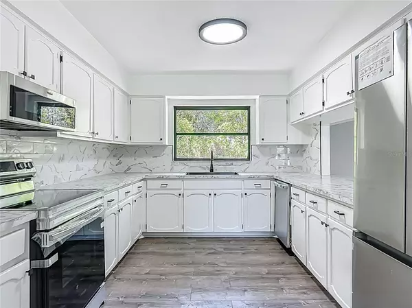 Ocala, FL 34472,43 LAKE COURT LOOP